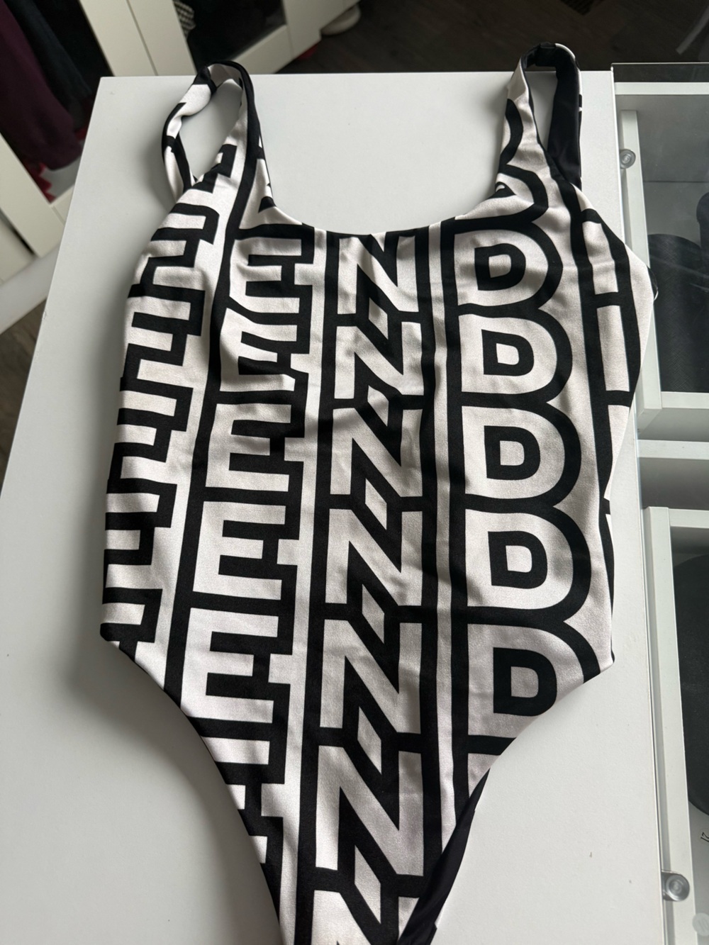 Fendi/Marc Jacob’s Black and White Geometric Logo bodysuit and leggings. - Picture 4 of 8